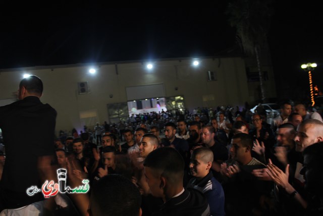 فيديو: ال انيس يحتفلون بسهرة حناء ابنهم كرم اياد احمد انيس عامر على انغام المطرب فتح الله متاني وشادي متاني  .